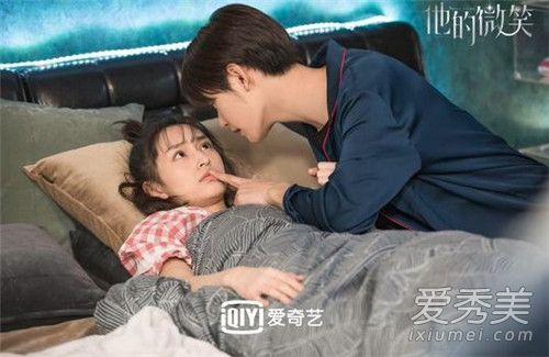 ����΢Ц��ʲô���Ӿ� ����΢Ц�������