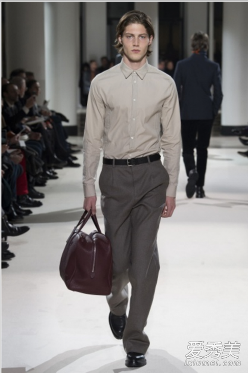 �ݳ�ƷƤ�� | ��ʿ�������ǵ�ѡ��H or NOT