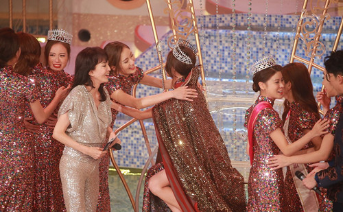 黄嘉雯港姐冠军怎么回事 黄嘉雯是谁