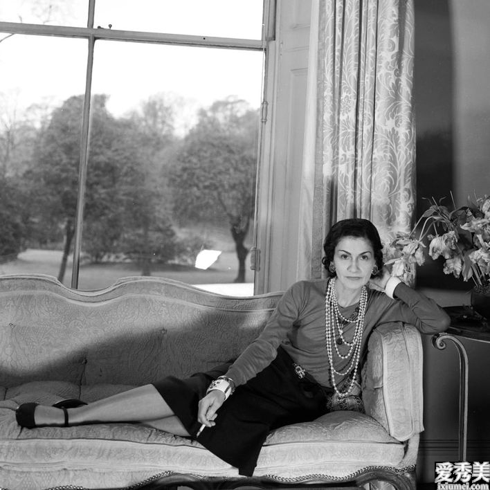 ������һ������ʱ����CHANEL��5���Ьÿһ�γ��ֶ�������עĿ