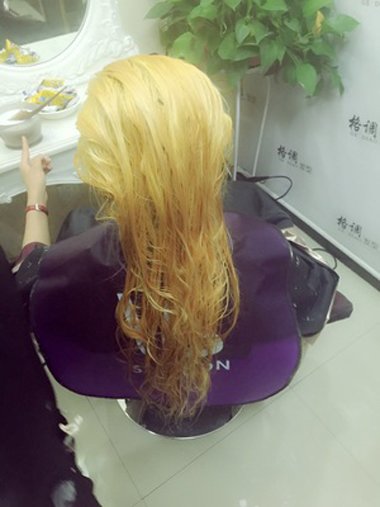 头发褪色染花了怎么办 褪色褪坏了怎么办