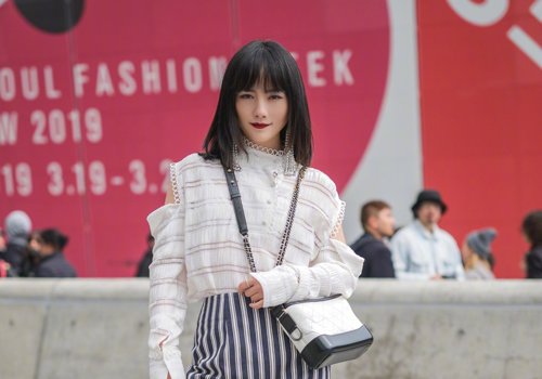 ������а�ͷ����ֱ�𣿵�Ȼ��ֻҪ��������Ů����ֱ������low