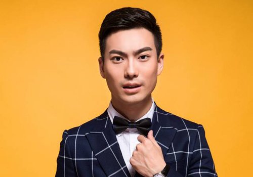 大脑袋的男生发型怎么处理 显头小男生短发发型梳对了方便超多