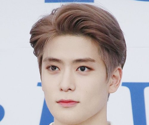 男生也在意头大脸大适合什么发型吗 男士修颜发型提升十种品味