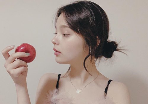 һ����Ů���̺ü��׵ͷ��� 2023�ֲе�MM�ػ����г����̷����