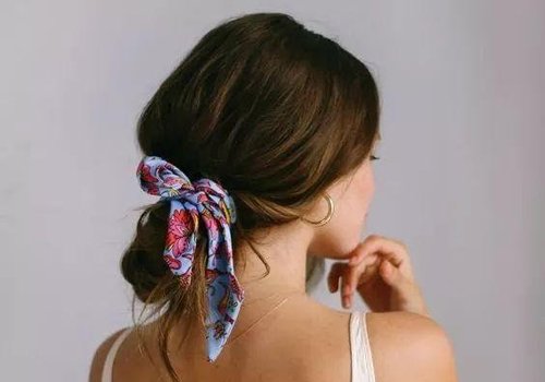 һ����Ů���̺ü��׵ͷ��� 2023�ֲе�MM�ػ����г����̷����