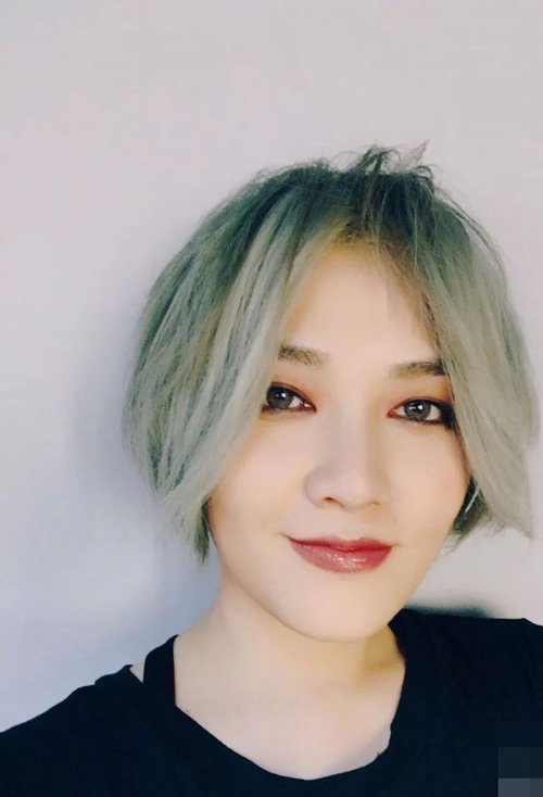 2023年依旧流行短头发 剪出不一样效果短发图集