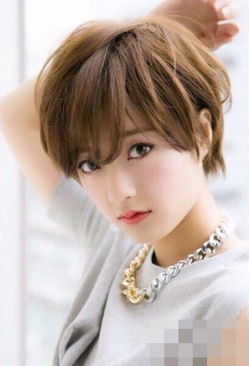 Ů���������ʺ�ʲô���� ���쳱Ů���ϵĶ̷�����