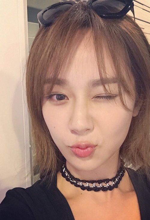 Ů���������ʺ�ʲô���� ���쳱Ů���ϵĶ̷�����