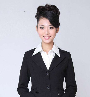 女士穿西装配什么发型 女生西装发型图片