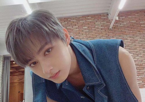 可爱型男生头发染什么颜色适合 韩国小奶狗最爱的5款染发发型