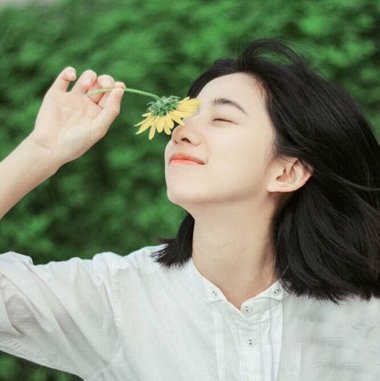 �ѷ����ߺ��ͷƤ��ɫ �ѷ�Ϊɶ��ͷƤ����