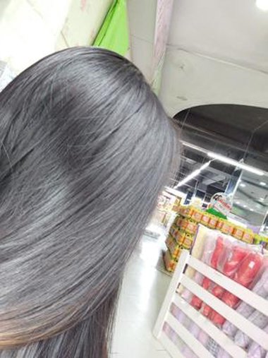 �ѷ����ߺ��ͷƤ��ɫ �ѷ�Ϊɶ��ͷƤ����