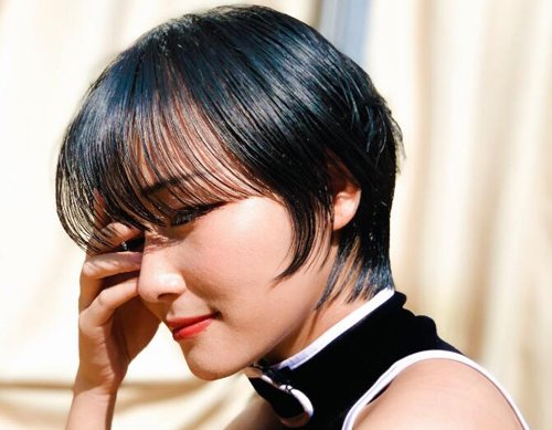 40岁女士露耳沙宣短发新造型上线 职场中年女士气场十足的短发设计