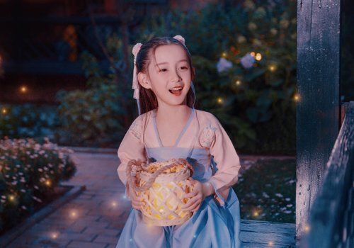 14Ů촩鶯 Ůйװ