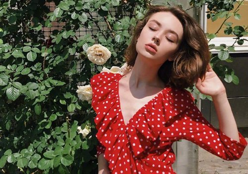 ƽСͷ೤ ̷ͿСŮ񼶷