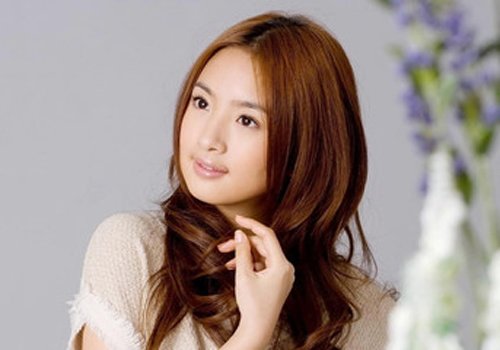 ���о��������������ֻ����һ�� ��ͷ��Ů�����ͱ�ϹŪҪ���Ϸ���