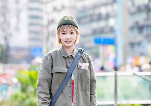 剪短发能改运哟! 新年额头高下巴短女生get短发开启开挂人生