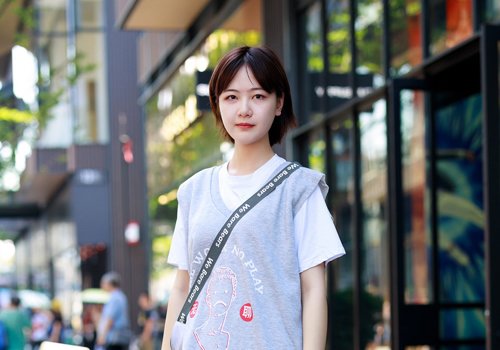 剪短发能改运哟! 新年额头高下巴短女生get短发开启开挂人生