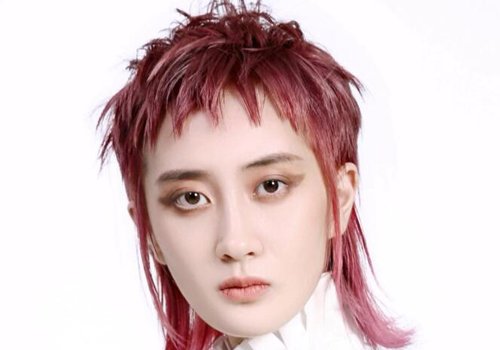 女生中性剃鬓角短发好打理吗 看看非主流女生最潮短发就知道了