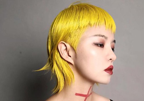 女生中性剃鬓角短发好打理吗 看看非主流女生最潮短发就知道了