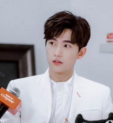 ������װ�ʺ�ʲô���� ˧���зַ�������װ