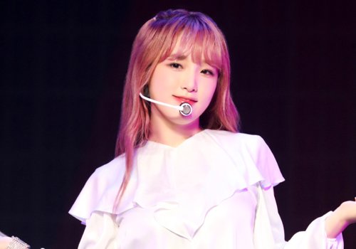 ��˵������Сħ�ɷ�ɫ������ ��Ů����Ⱦħ�ɷ�ɫһ�ξͳɹ���