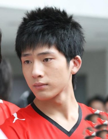 男生短发桃心刘海 精剪桃心短刘海发型