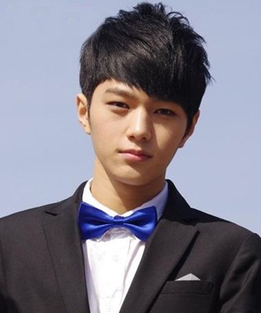 男生短发桃心刘海 精剪桃心短刘海发型