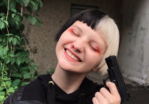2023ŮͷȾǰ ŮȾ