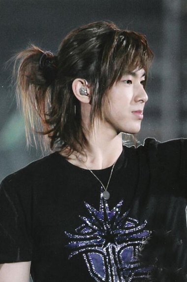 平刘海绑什么头发好看 男生平刘海发型图片