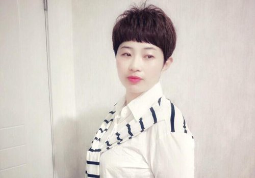 ʮ¶̷ ŮʿԷ糬̷ȫϮ