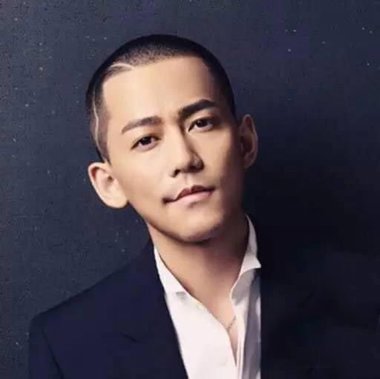 男生头发帅气线条 寸头刻痕线条多宽