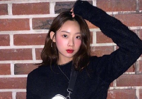 方下巴女生如何梳发变心动尖外形 连美妆区都没想到发型这么能修颜