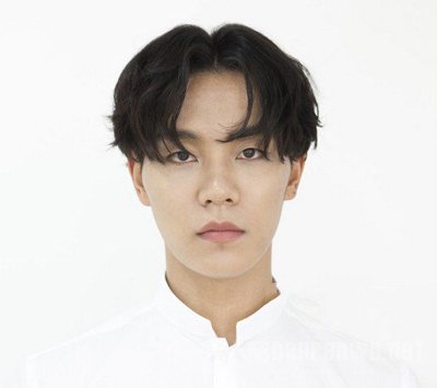 男生中分需要多少颜值 鉴定男生是否适合中分