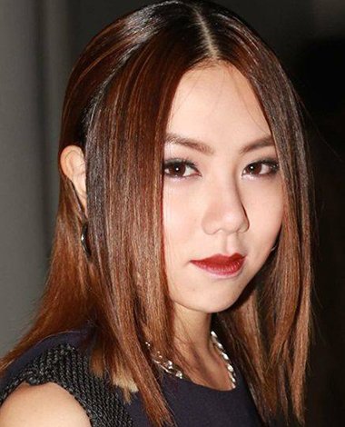 拉直后头发毛躁正常吗 头发毛躁有卷毛怎么办