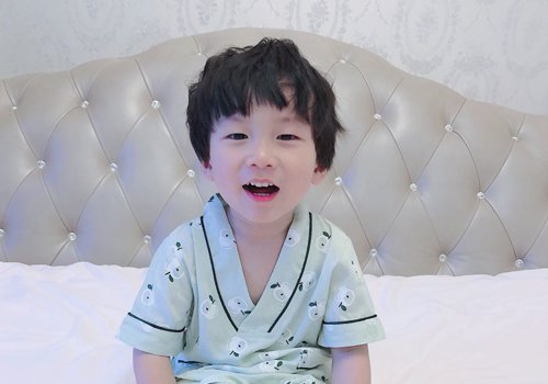 21年五岁男孩最新刘海短发设计 韩式男童短发安利打造最萌小正太