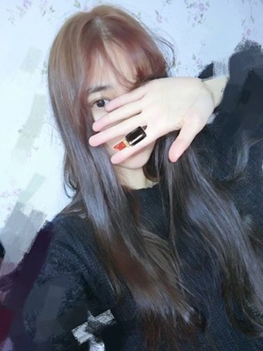 隐藏双色染发 里外两种颜色隐藏染发