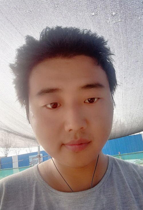 圆脸男生剃短发发型图片 走向帅酷潮流的短发大全