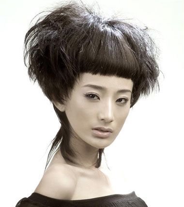 全头烫短发型图片欣赏 全头烫发型图片2023最新款