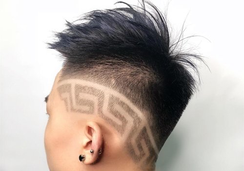 剃鬓角一时爽刮痕图案难倒造型师 男士头发两边刮痕图案设计去繁求简