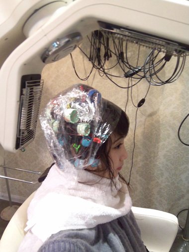 女士短发小花烫不等式 超短发不等式烫发图片