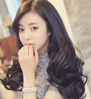 多长的头发可以烫大卷 头发下半部烫大卷图片