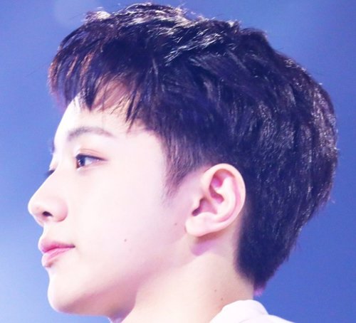 00͸׷˵ ܱУ԰з