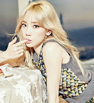 金泰妍why发型怎么烫 金泰妍why发色