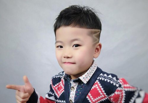 �ļ���ͯ˧���̷���ô�� ���������߿̺۶̷������ֿ�˧