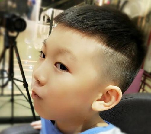 �ļ���ͯ˧���̷���ô�� ���������߿̺۶̷������ֿ�˧