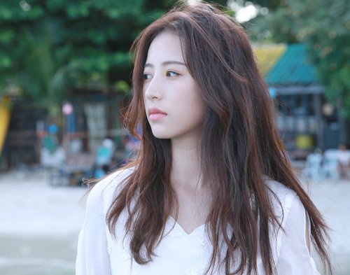 21��Ů��΢���̷��������ţ�ͷ���ٵ������������ر��ʺ��г���MM