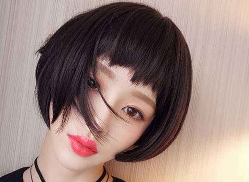 好喜欢短发可一直也没找到合适的 突然发现假小子中性短发超帅