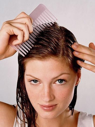 头发很干用什么护发素 头发营养液是护发素吗